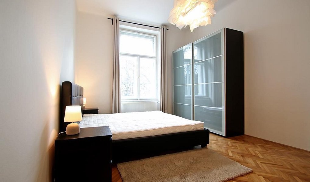 Pronájem bytu 2+1 65 m², Praha – náhled fotky 9