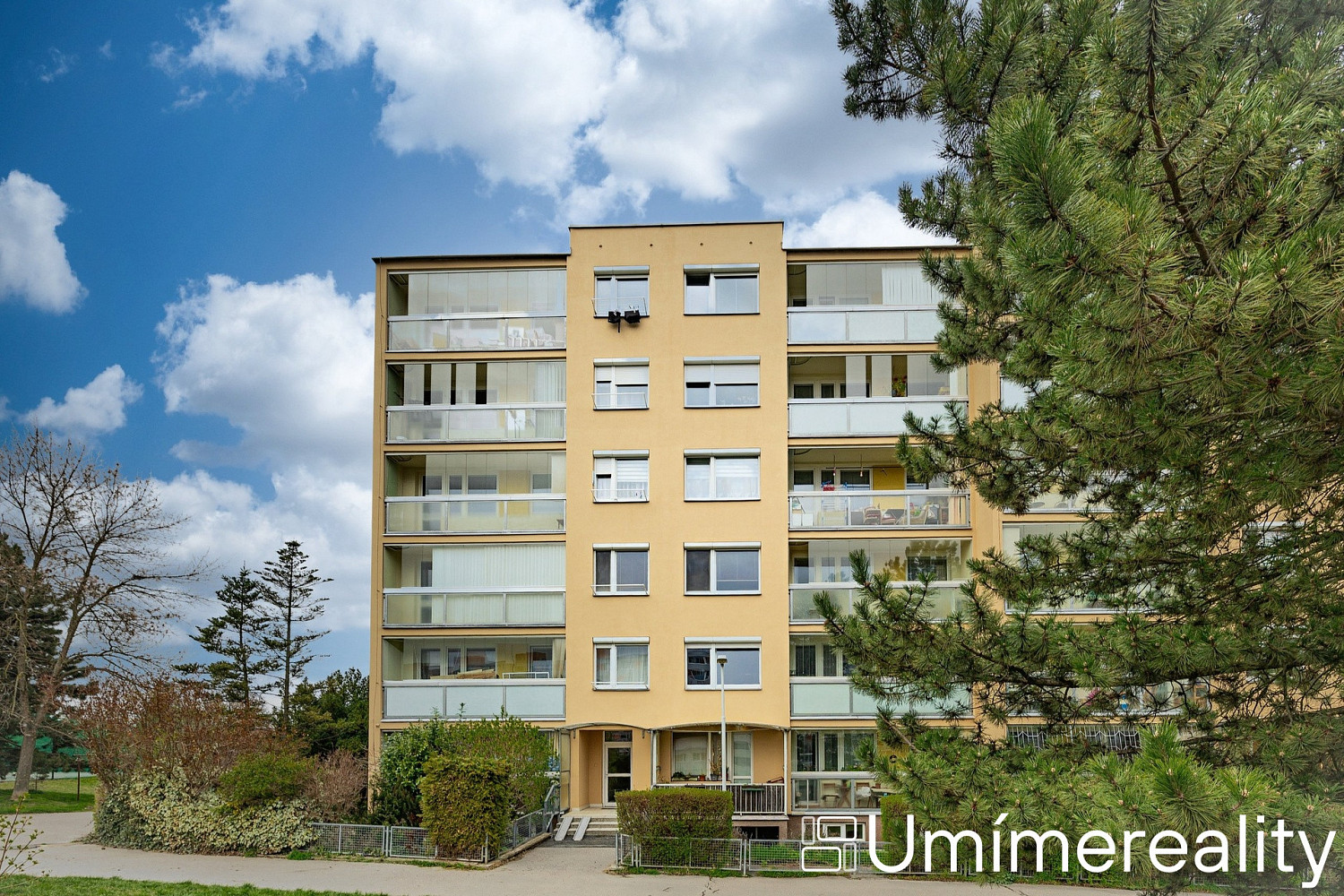 Prodej bytu 2+kk 43 m²