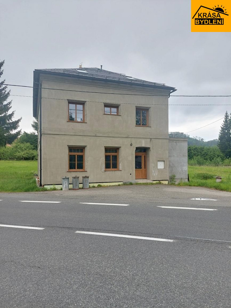 Prodej domu 520 m² s pozemkem 5 067 m² — photo 3
