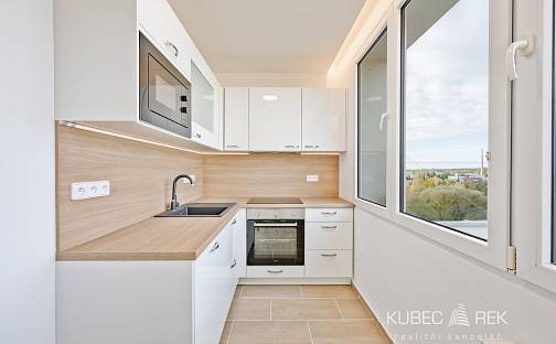 Prodej bytu 2+kk 43 m², sídliště Vajgar, Jindřichův Hradec - Jindřichův Hradec III