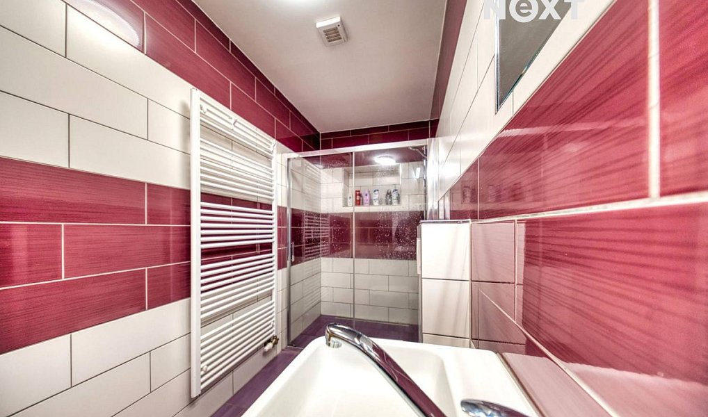 Prodej domu 140 m² s pozemkem 902 m², Zbytiny – náhled fotky 2