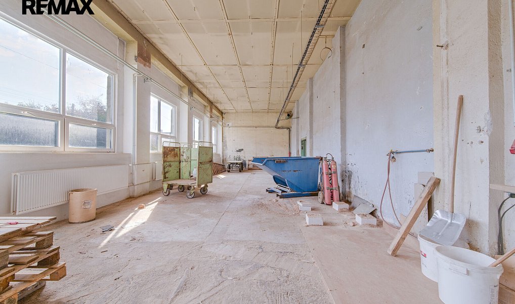 Pronájem skladovacích prostor 500 m², Luby – náhled fotky 4