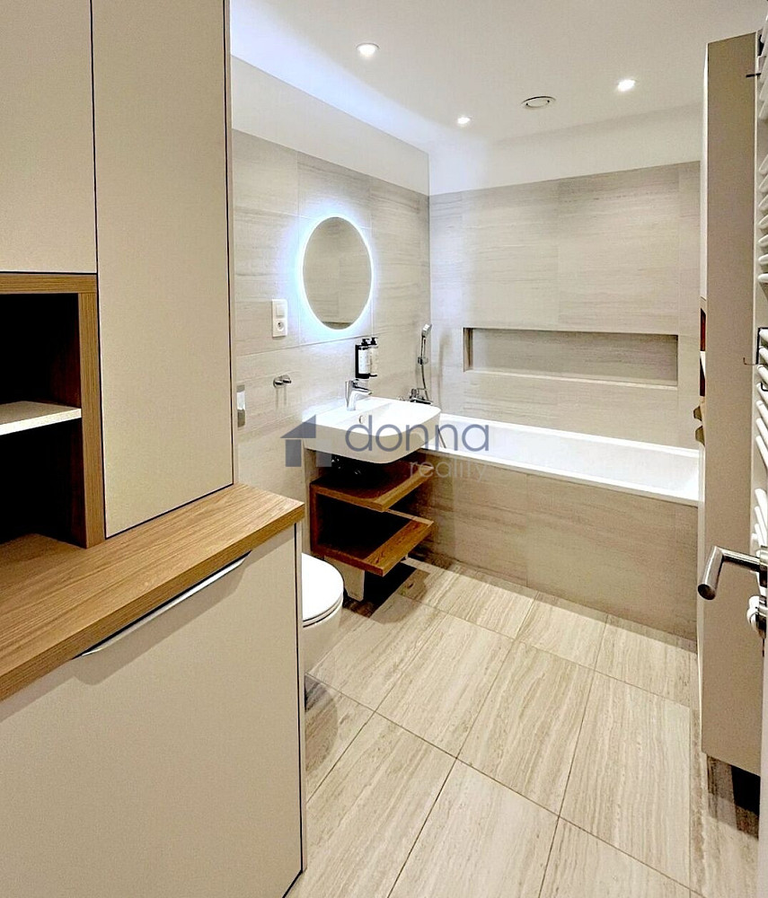 Pronájem bytu 2+kk 52 m² – fotografie 5