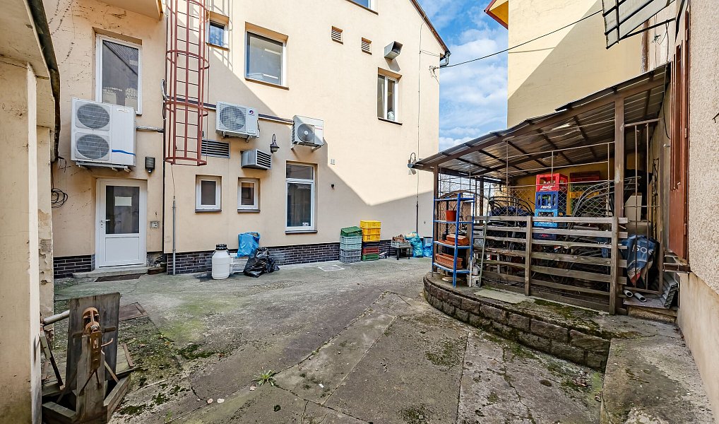 Prodej obchodních prostor 440 m², Bojkovice – náhled fotky 38