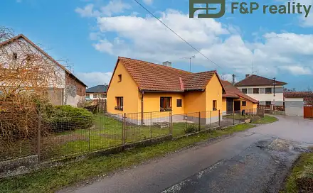 Prodej domu 122 m² s pozemkem 798 m², Teplýšovice - Čeňovice, okres Benešov