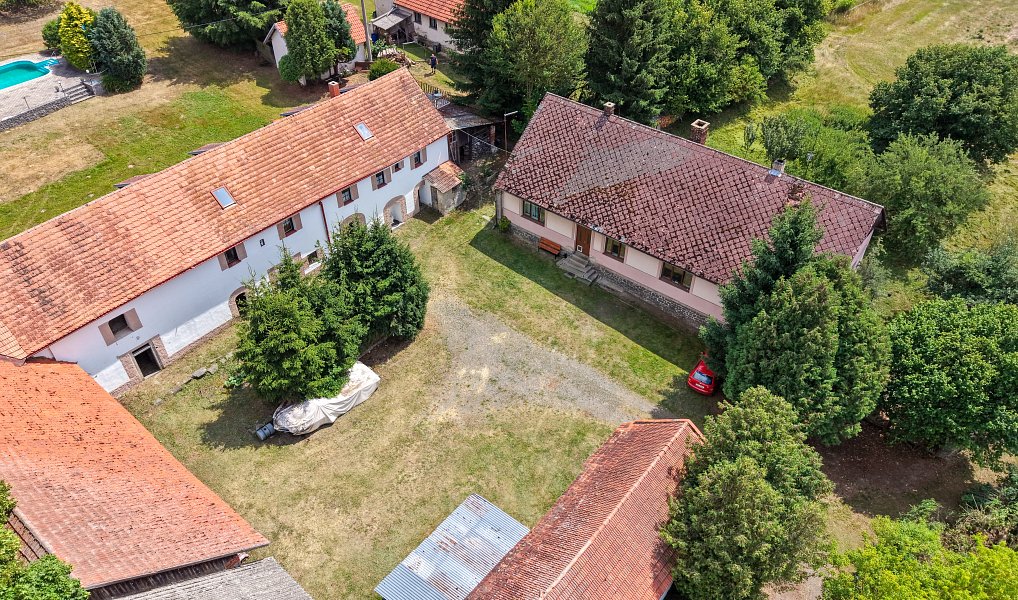 Prodej domu (jiného typu) 550 m², Neveklov – náhled fotky 5