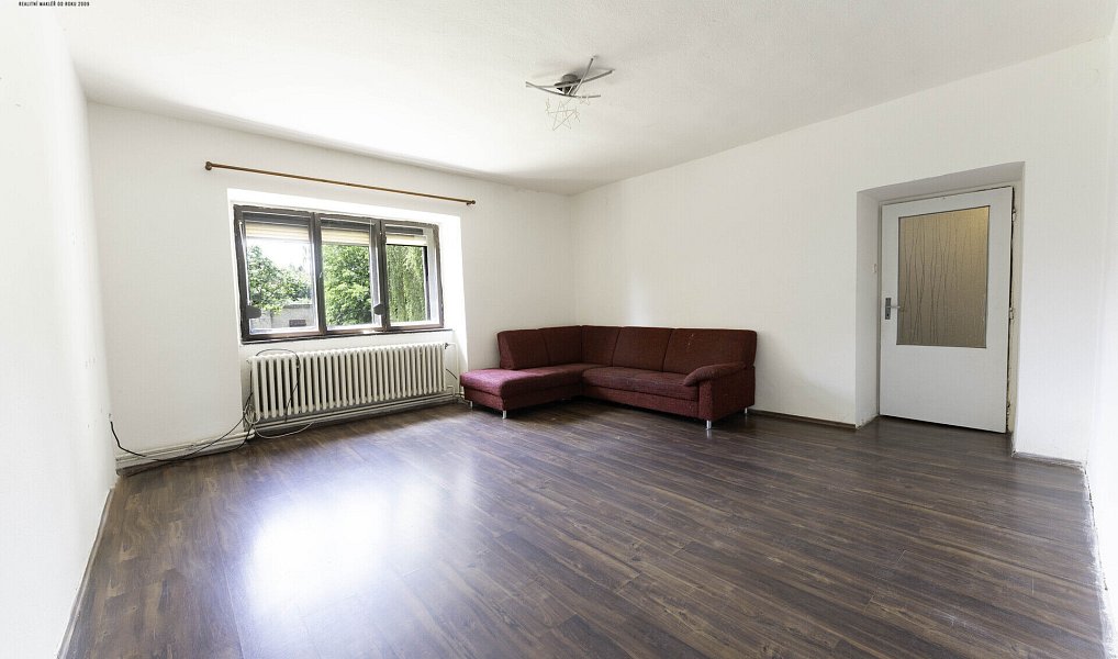 Prodej domu 574 m² s pozemkem 1 620 m², Račiněves – náhled fotky 15