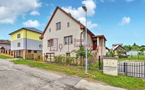 Prodej domu 234 m² s pozemkem 605 m², Komenského, Nová Včelnice, okres Jindřichův Hradec
