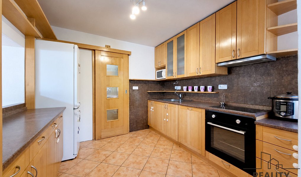 Prodej domu 128 m² s pozemkem 364 m², Hluboké Mašůvky – náhled fotky 4