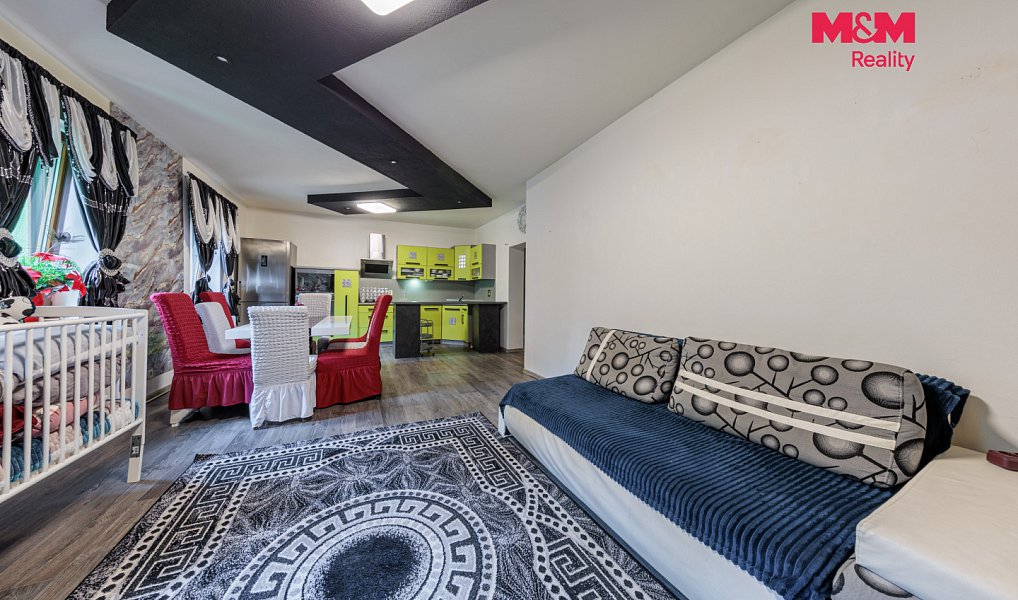 Prodej domu 176 m² s pozemkem 747 m², Kaceřov – náhled fotky 8