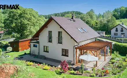 Prodej domu 114 m² s pozemkem 1 305 m², Chotěvice, okres Trutnov