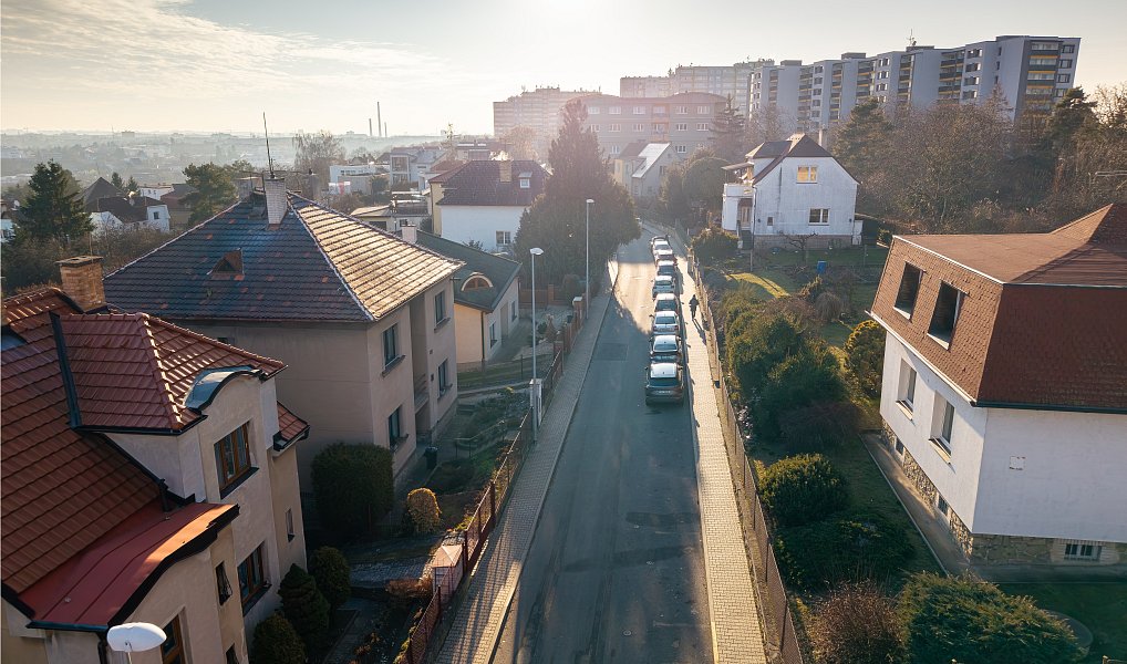 Prodej stavebního pozemku 890 m², Praha – náhled fotky 5