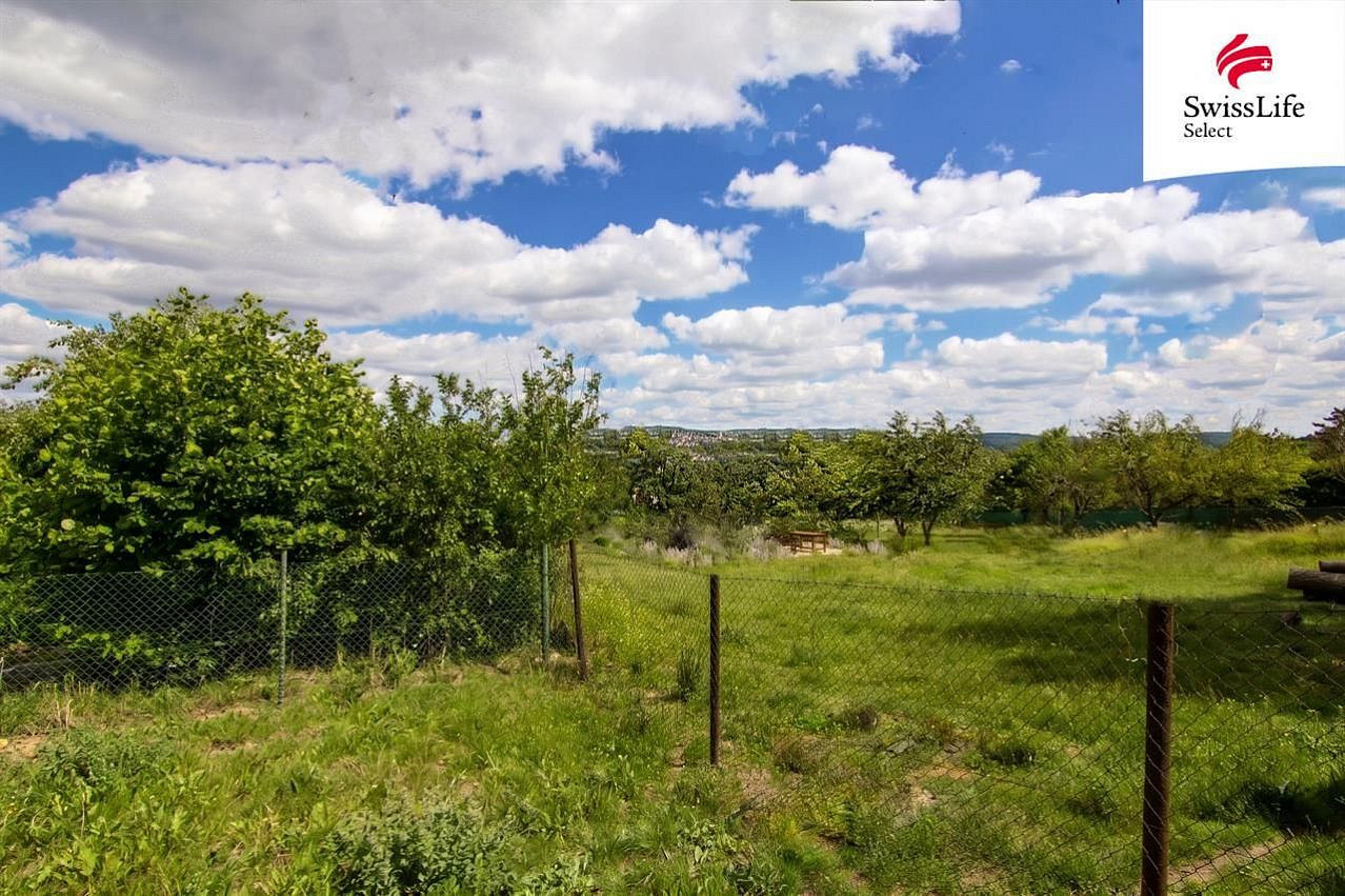 Prodej stavebního pozemku 410 m² – fotografie 3