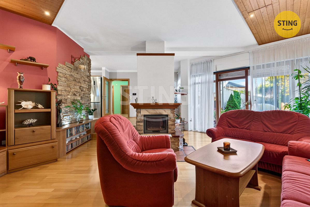 Prodej domu 215 m² s pozemkem 1 157 m² – fotografie 5