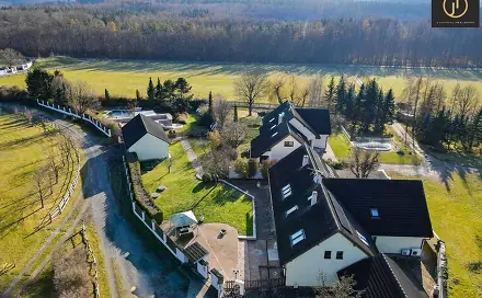 Prodej domu 535 m² s pozemkem 3 420 m², Sýkořice, okres Rakovník