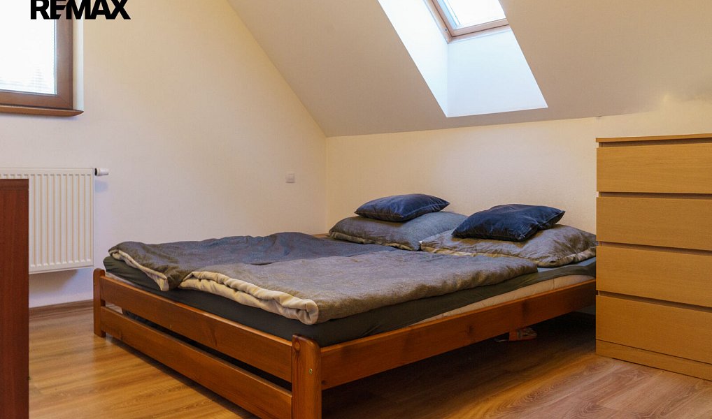 Prodej domu 164 m² s pozemkem 1 451 m², Obora – náhled fotky 24