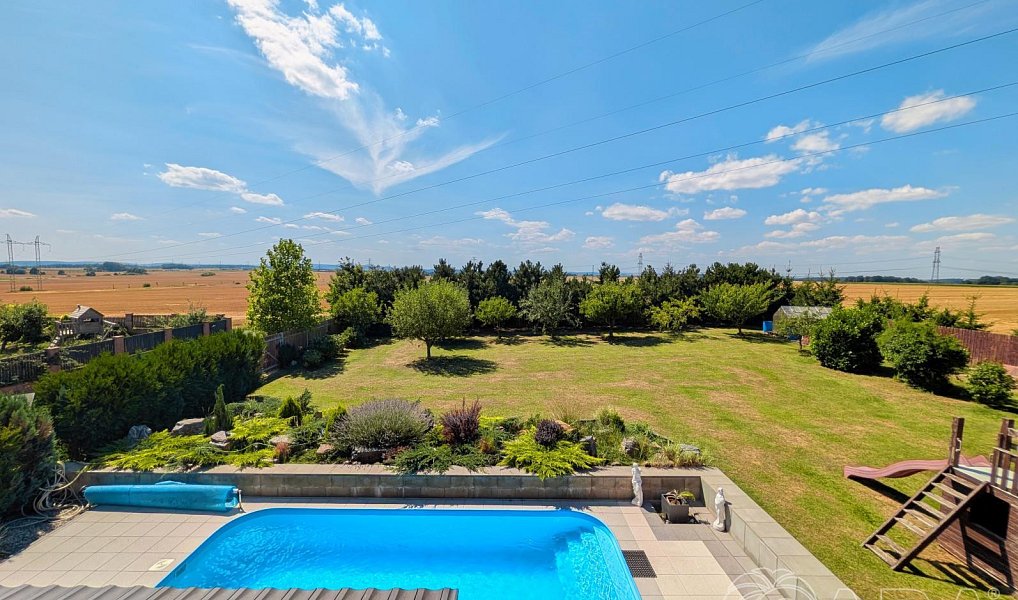 Prodej domu 373 m² s pozemkem 2 175 m², Libeř – náhled fotky 2