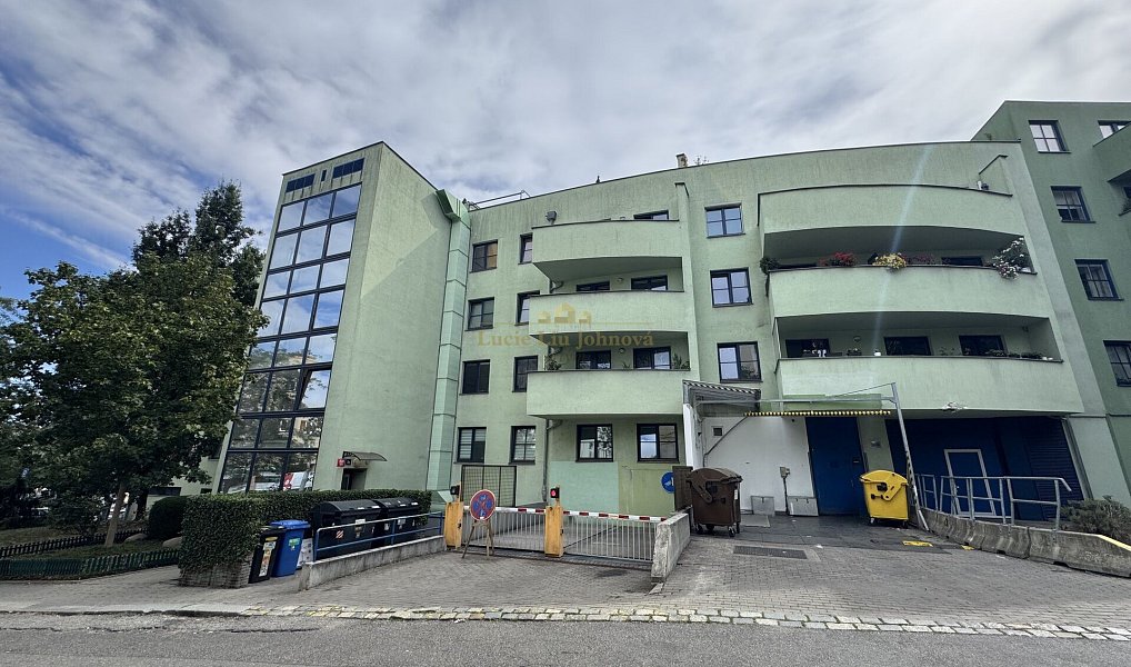 Prodej bytu 2+kk 46 m², Praha – náhled fotky 13
