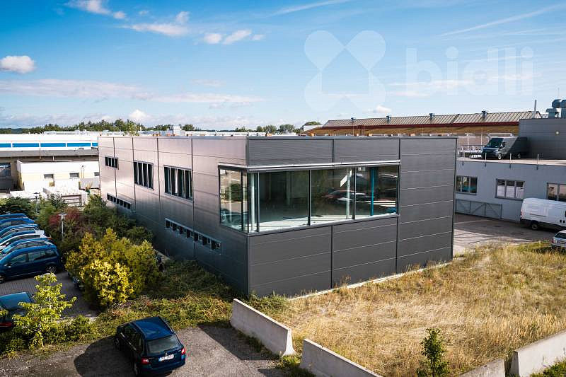 Prodej skladovacích prostor 860 m² – fotografie 2