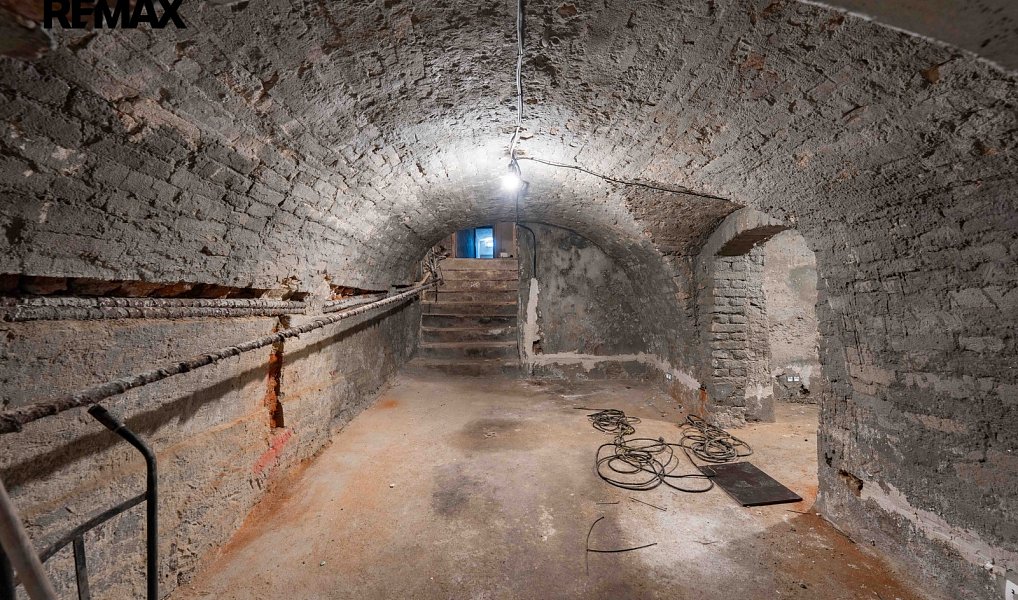 Prodej nájemního domu, činžáku 700 m², Frýdek-Místek – náhled fotky 10