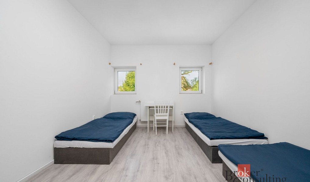 Prodej domu 240 m² s pozemkem 888 m², Bulovka – náhled fotky 10