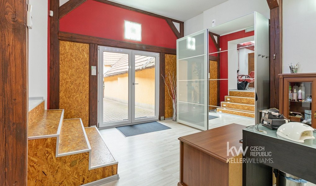 Prodej nájemního domu, činžáku 471 m², Nové Strašecí – náhled fotky 28