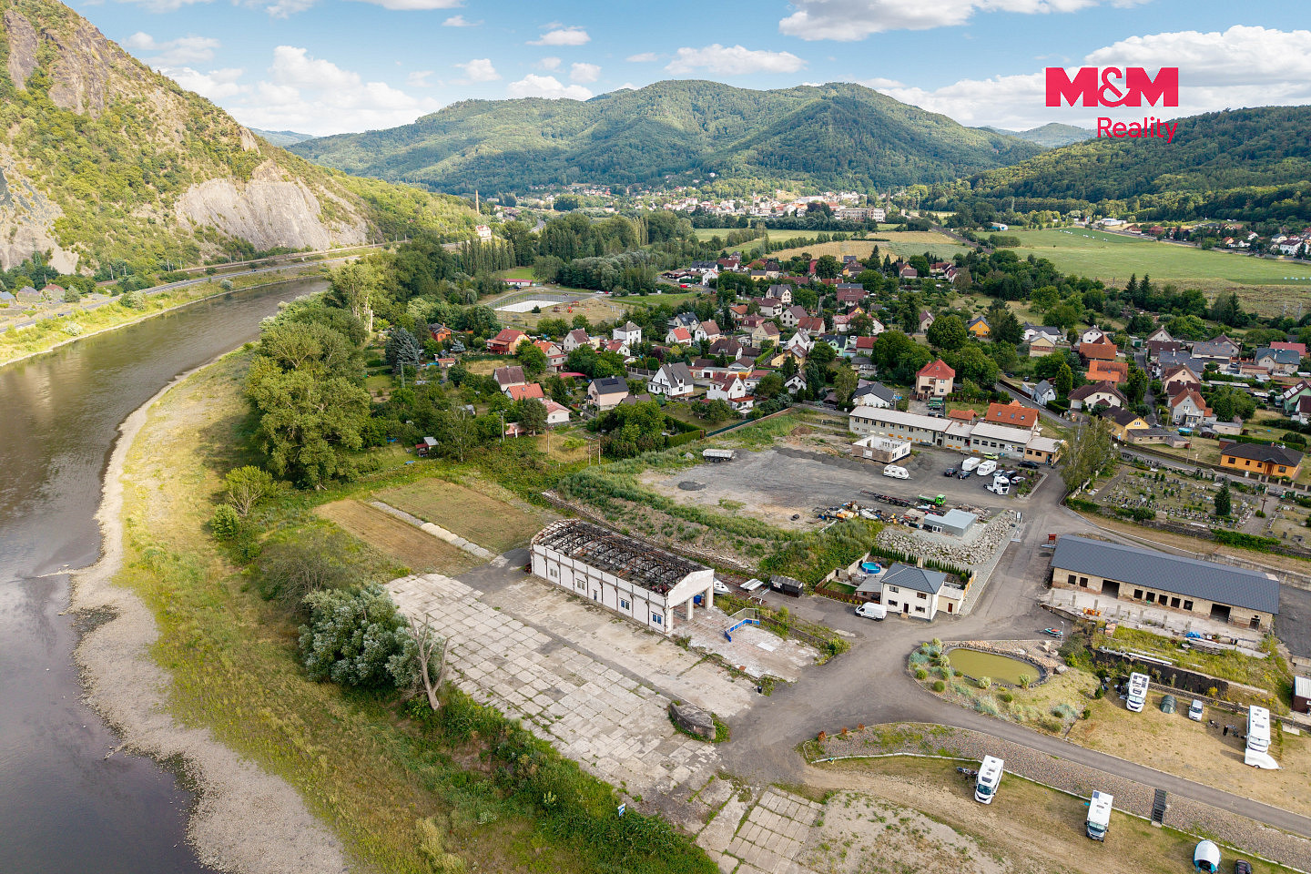 Pronájem obchodních prostor 9 439 m² – fotografie 3