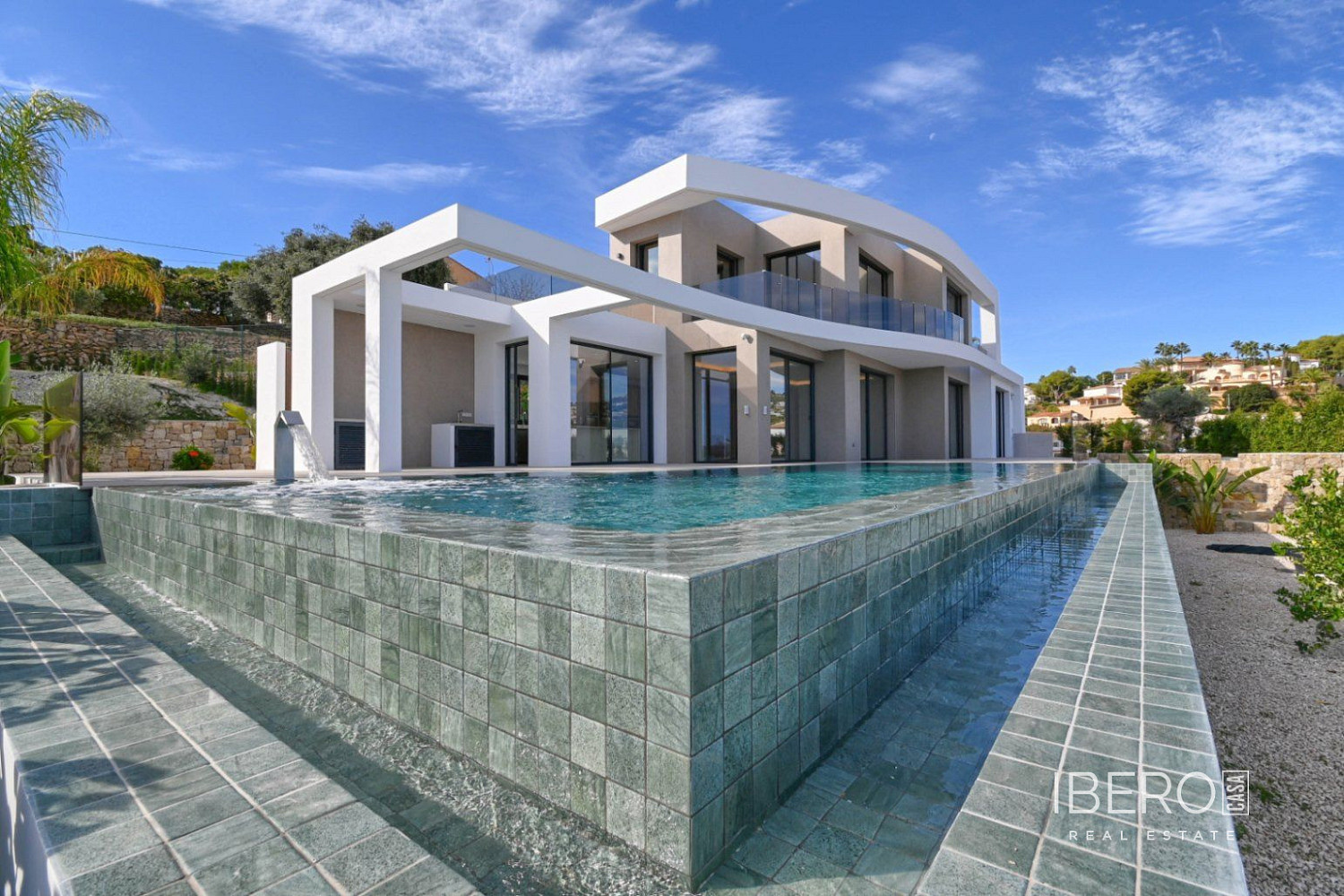 Prodej domu 621 m² s pozemkem 1 250 m²