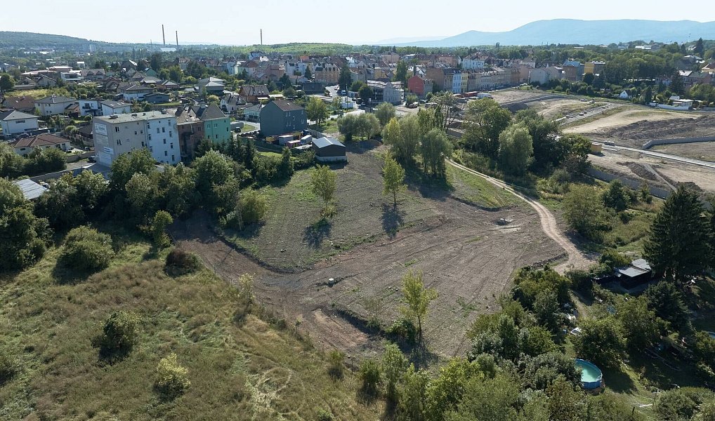 Prodej stavebního pozemku 220 m², Teplice – náhled fotky 2