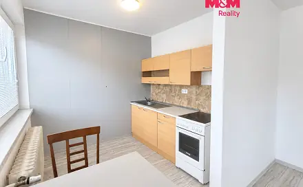 Pronájem bytu 1+kk 32 m², Sušilova, Hradec Králové - Pražské Předměstí