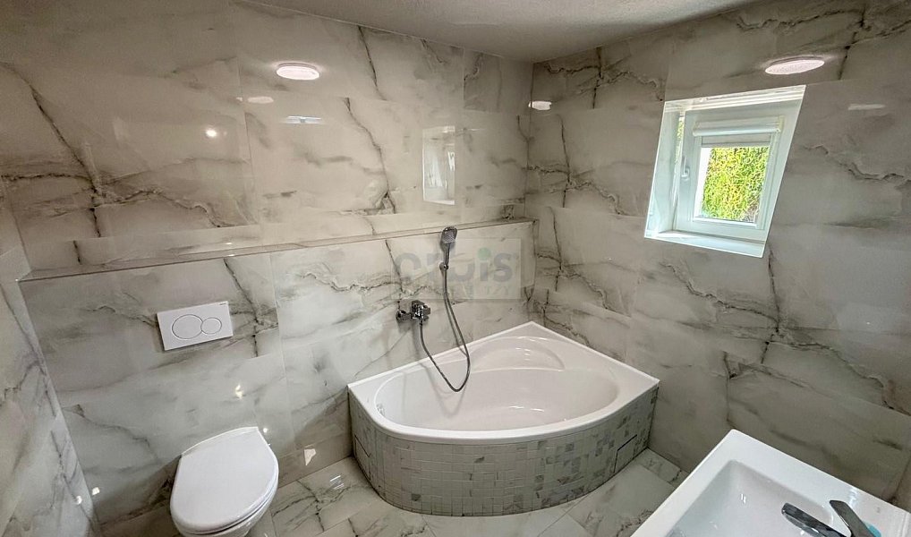 Prodej bytu 5+kk 155 m², Svinařov – náhled fotky 10