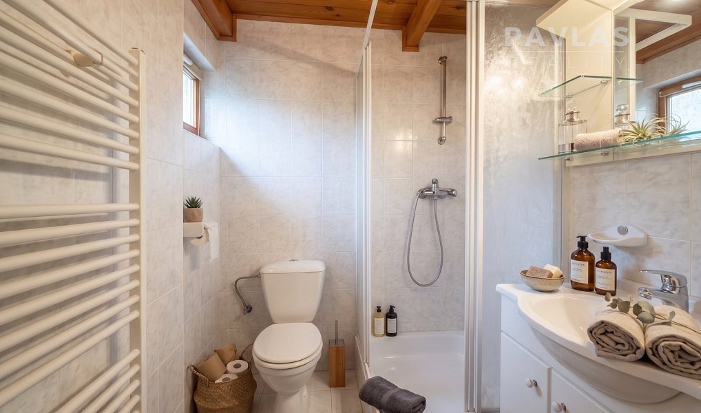 Prodej chaty/chalupy 75 m² s pozemkem 361 m², Černovice – náhled fotky 14