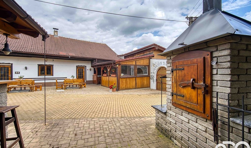 Prodej restaurace 178 m², Hradešín – náhled fotky 17