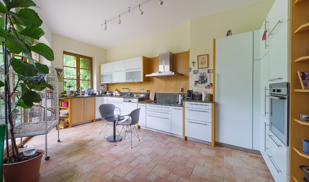 Prodej domu 238 m² s pozemkem 180 m², Jičín – náhled fotky 4