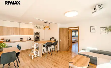 Prodej bytu 3+kk 71 m², Na Plískavě, Praha 10 - Hostivař