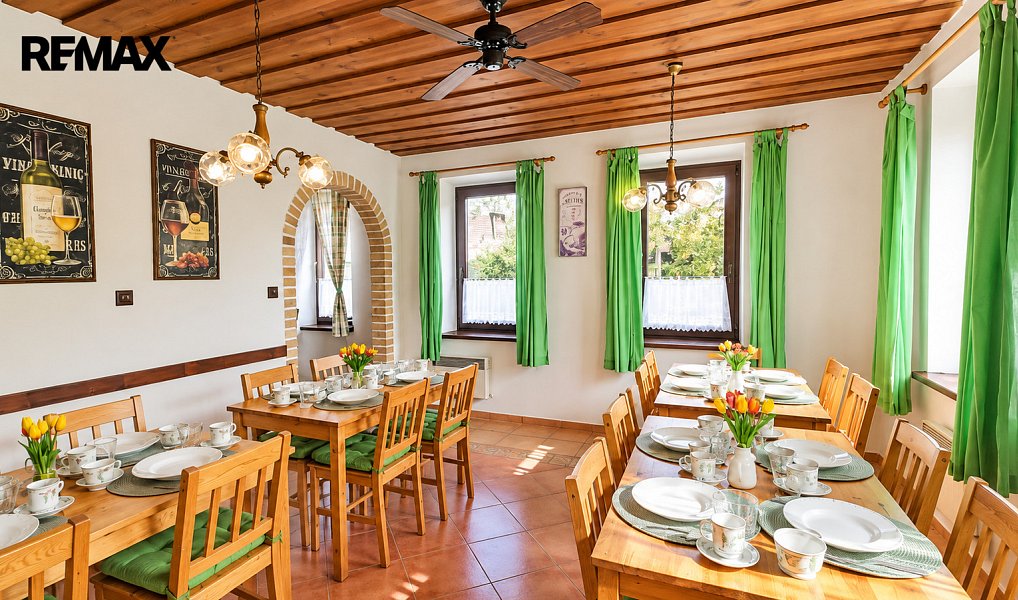 Prodej domu 368 m² s pozemkem 1 900 m², Velké Hamry – náhled fotky 8