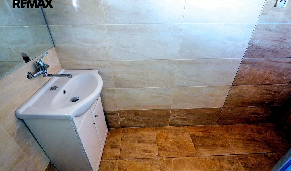 Prodej chaty/chalupy 86 m² s pozemkem 329 m², Horní Planá – náhled fotky 22