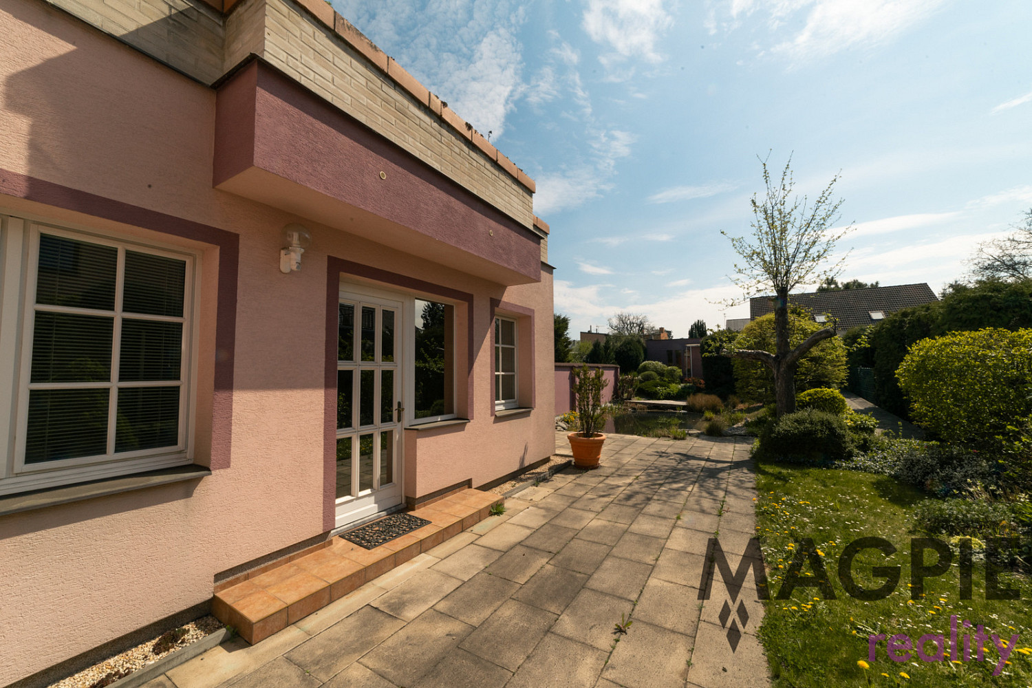 Prodej domu 243 m² s pozemkem 539 m² – fotografie 4