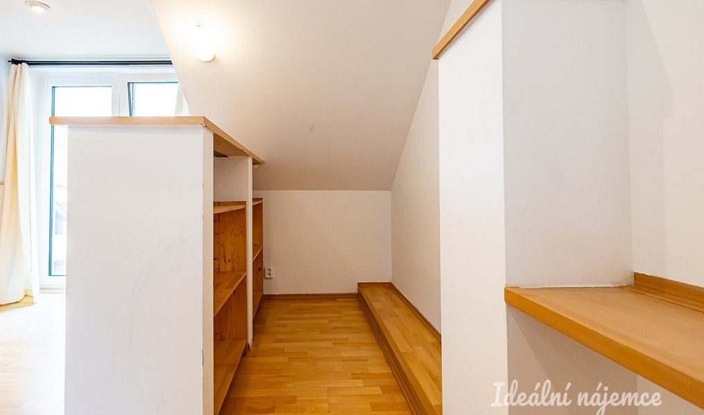 Pronájem domu 140 m² s pozemkem 103 m², Brandýs nad Labem-Stará Boleslav – náhled fotky 18