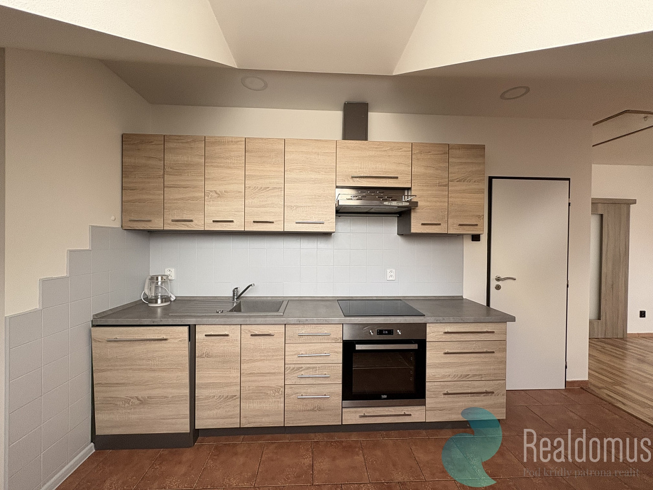 Pronájem bytu 2+kk 57 m² — photo 2