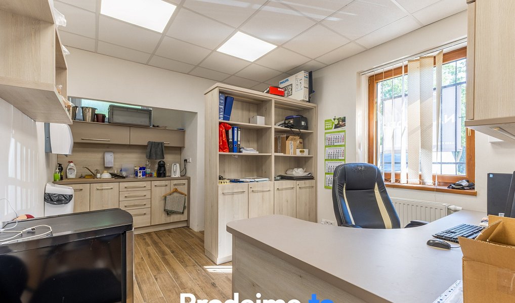 Prodej vinařského areálu + historický sklep z roku 1770 - Chvalovice u Znojma, Chvalovice – náhled fotky 13