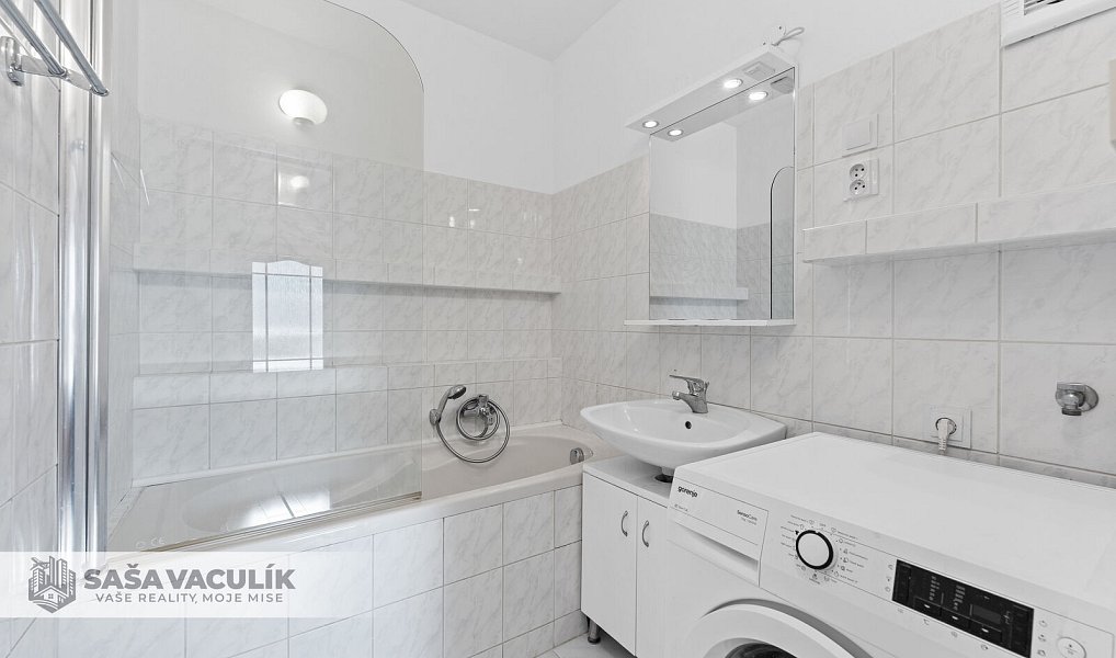 Prodej bytu 3+1 72 m², Vsetín – náhled fotky 18