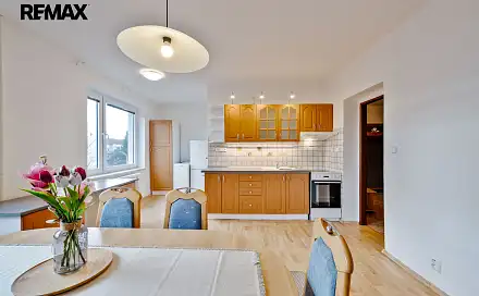 Pronájem bytu 4+kk 84 m²