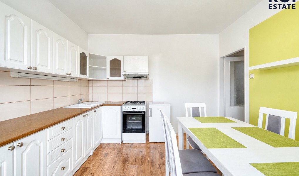 Prodej domu 194 m² s pozemkem 1 083 m², Omice – náhled fotky 5