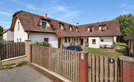Pronájem bytu 4+1 152 m², Zlatá, okres Praha-východ