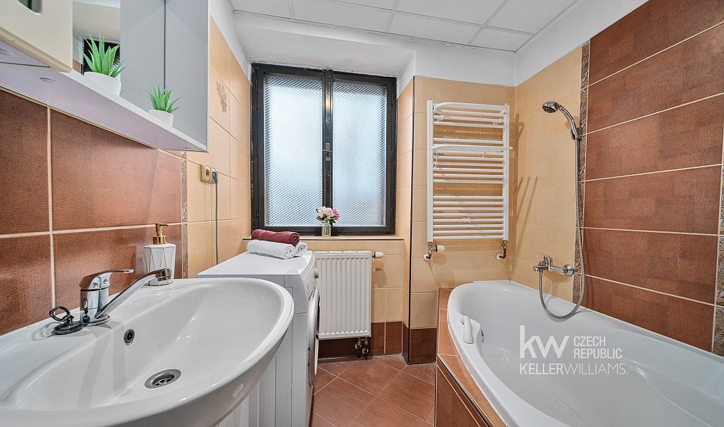 Prodej domu 434 m² s pozemkem 2 176 m², Jilemnice – náhled fotky 6