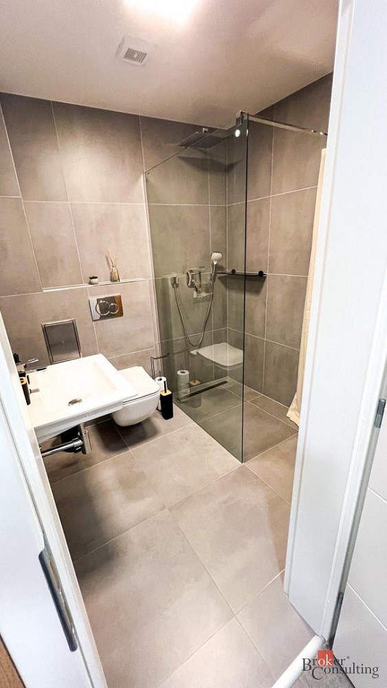 Pronájem bytu 2+kk 74 m² – fotografie 5