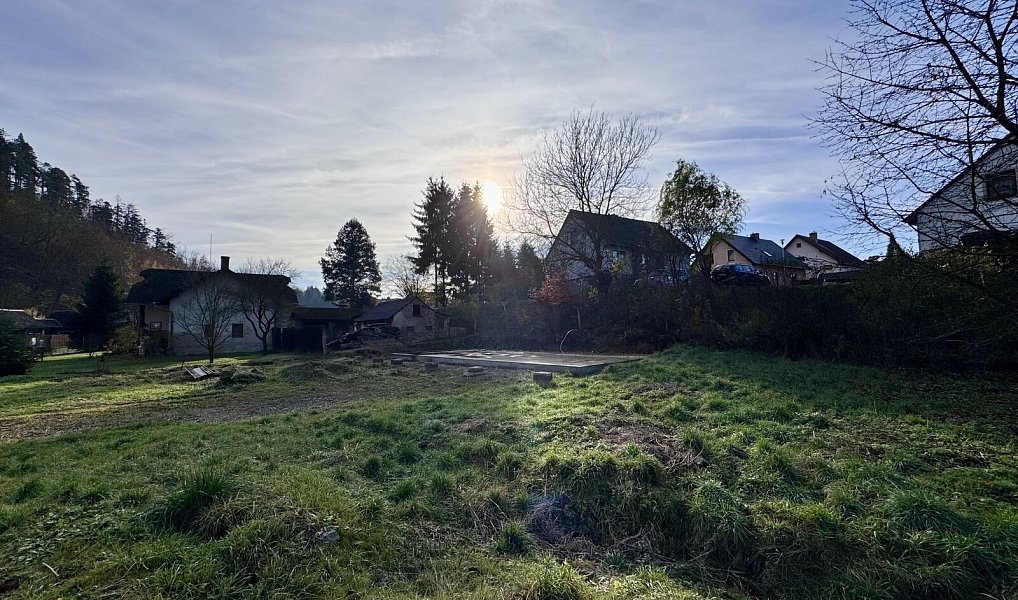 Prodej stavebního pozemku 1 071 m², Biskupice – náhled fotky 11