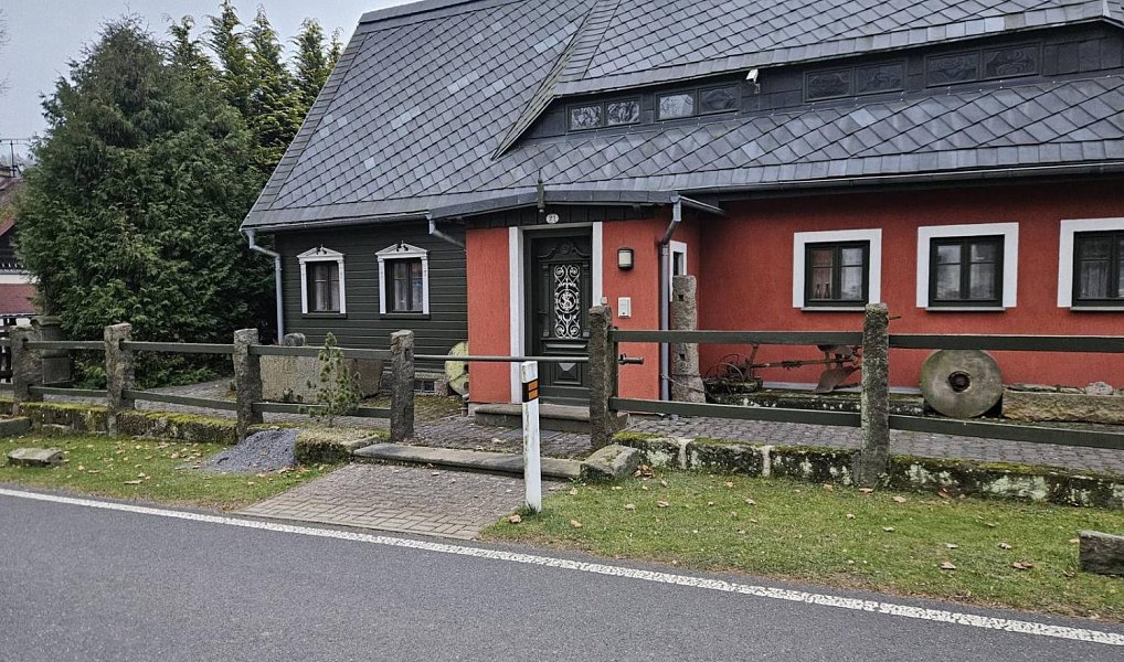 Prodej domu 260 m² s pozemkem 1 497 m², Krompach – náhled fotky 2