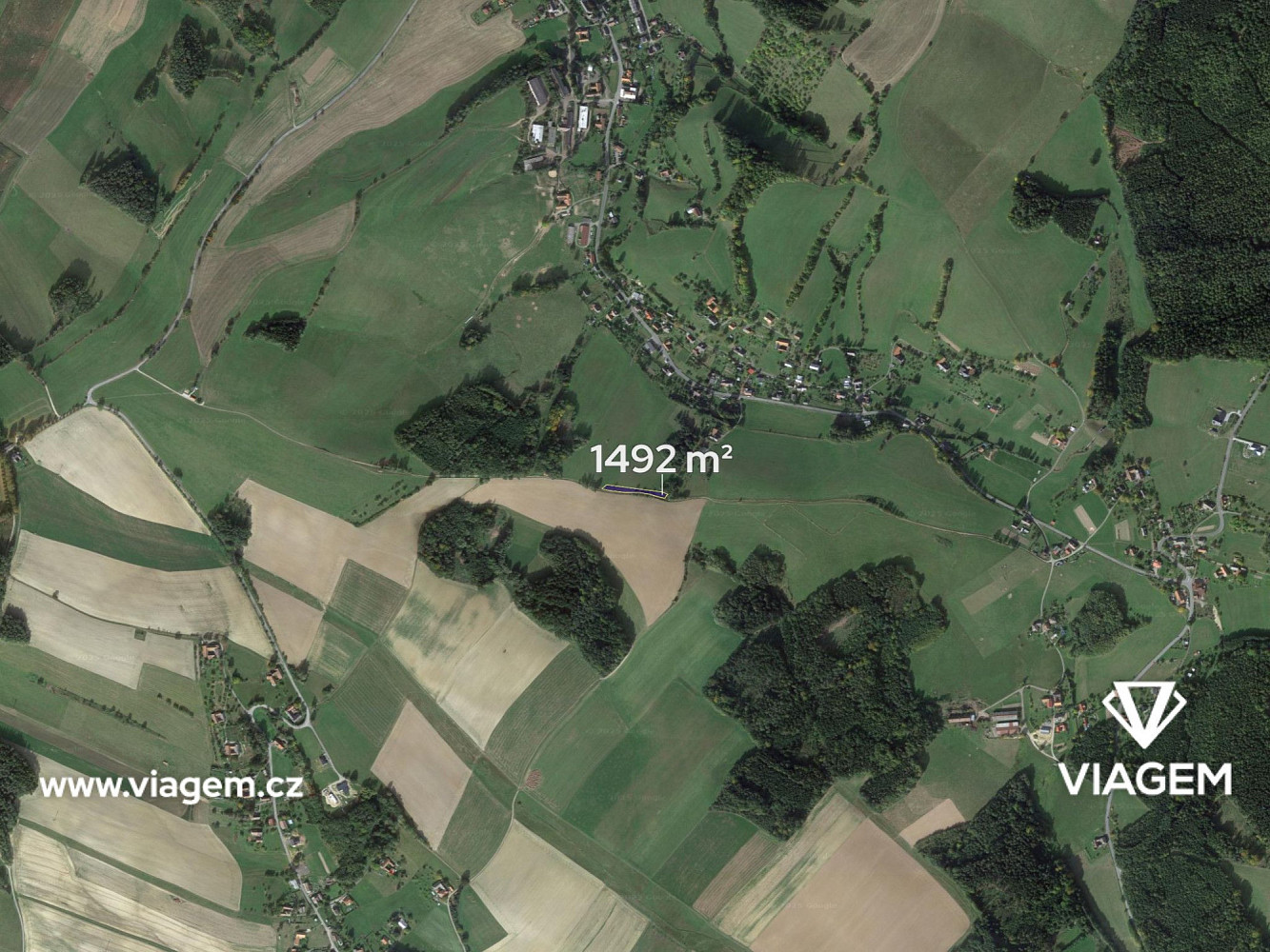 Pole 1 492 m², Podíl 38 % o výměře 560 m² – pohled 3
